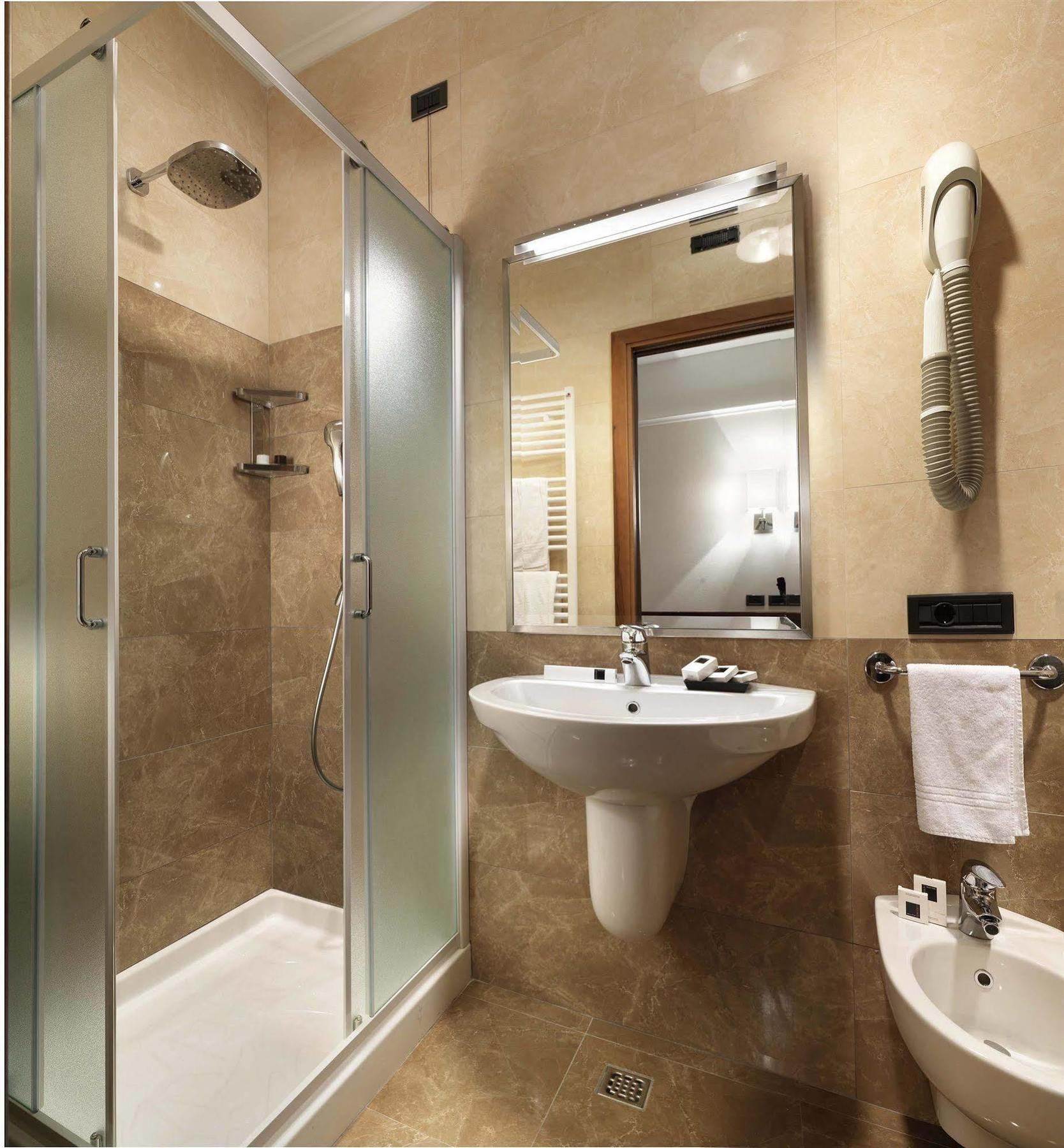 Hotel Al Pino Verde Кампосампиеро Екстериор снимка